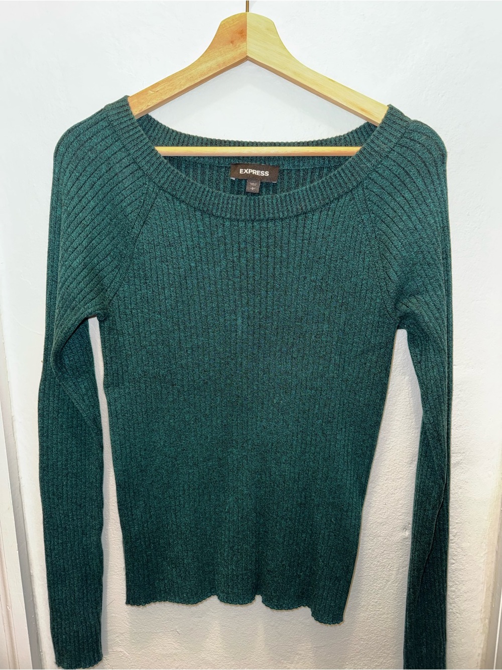 Express Jewel Green Ribbed Scoop Neck Fitted Sweater- Size LARGE